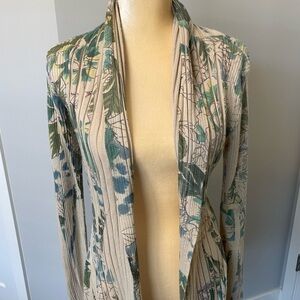 One size—- purchased in Buneos  Aires